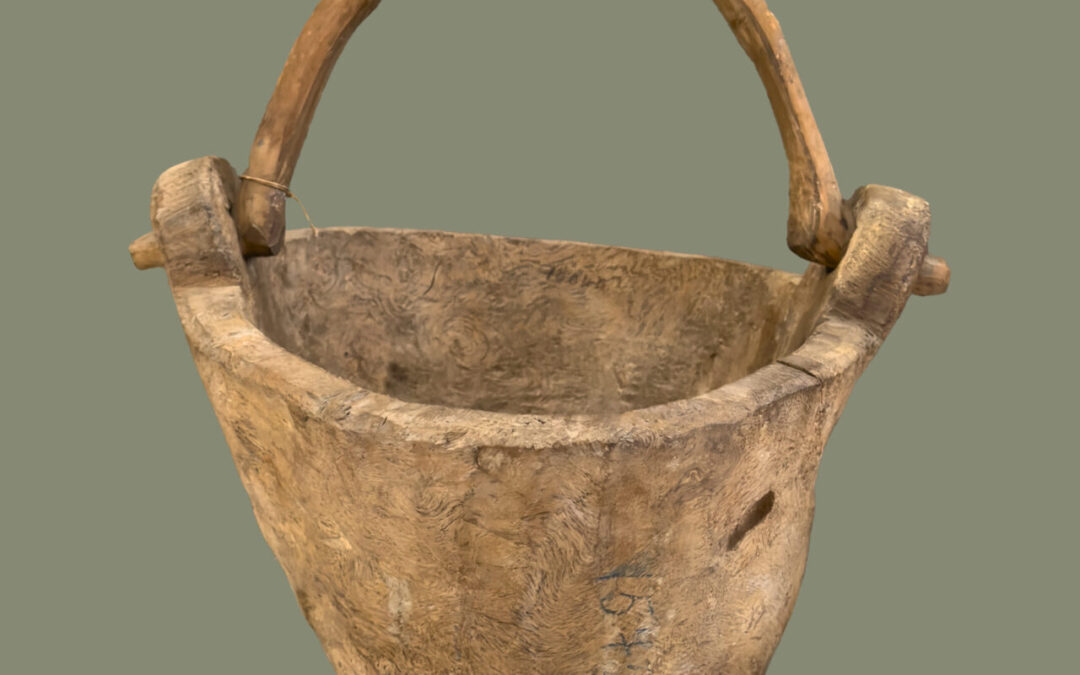 Percorso tattile: il secchio di legno