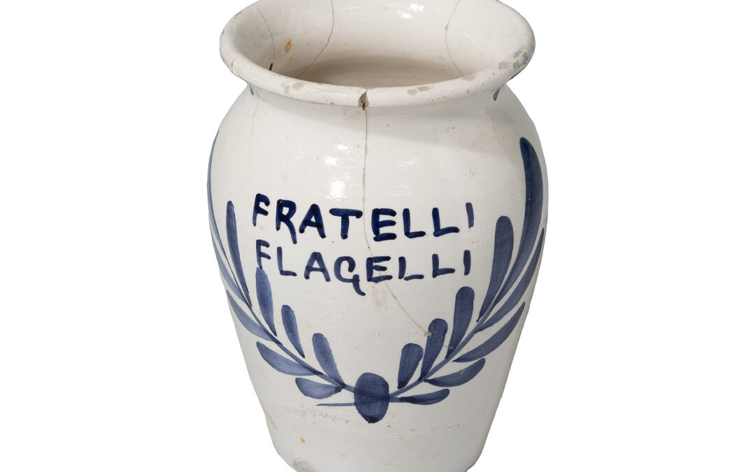 Ceramic jug with the inscription “Brothers are Curses”