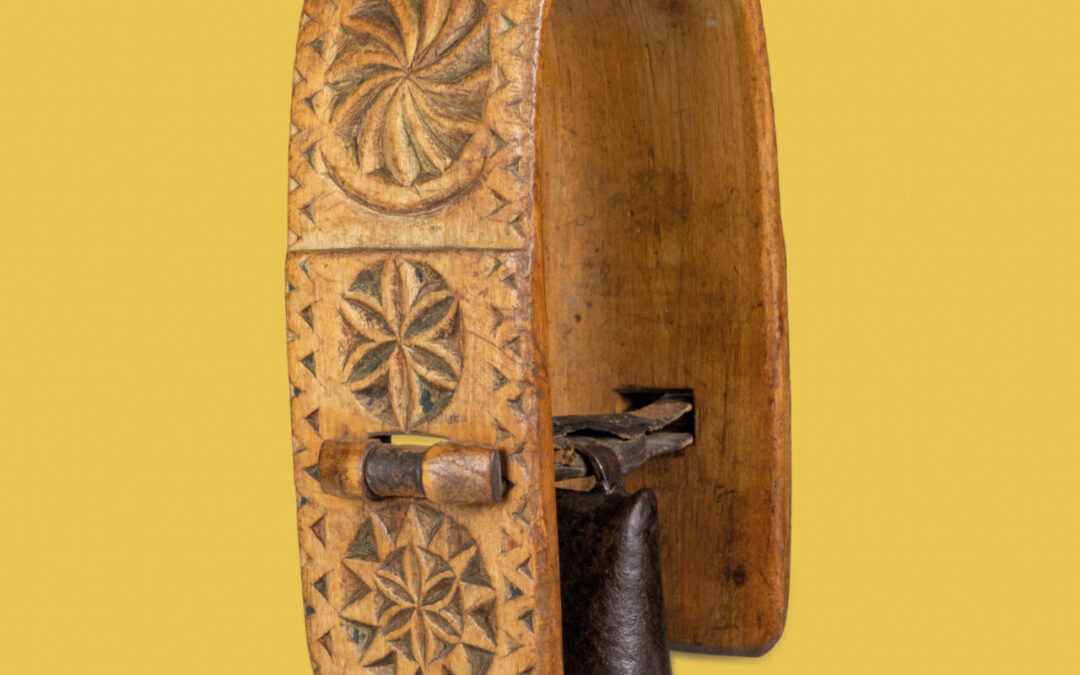 Percorso tattile: il collare con campanaccio