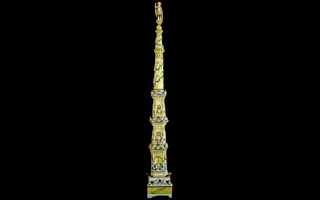 Model of a Giglio di Nola surmounted by a saint with armour and cross in hand