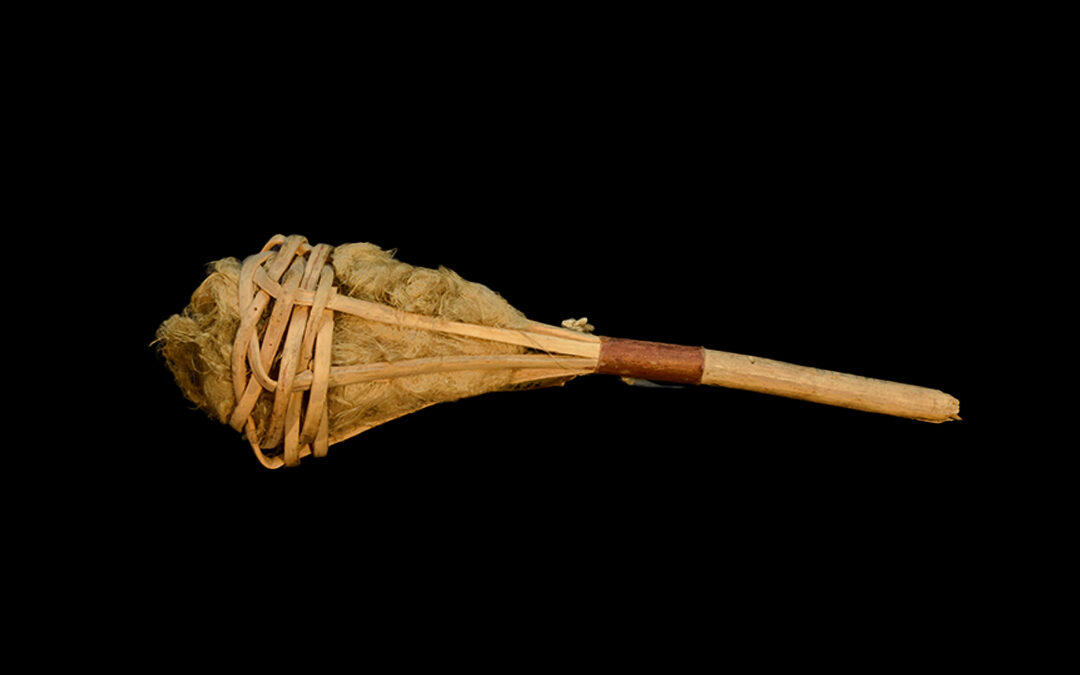 Rocca con parte rigonfia fatta a intreccio contenente la canapa