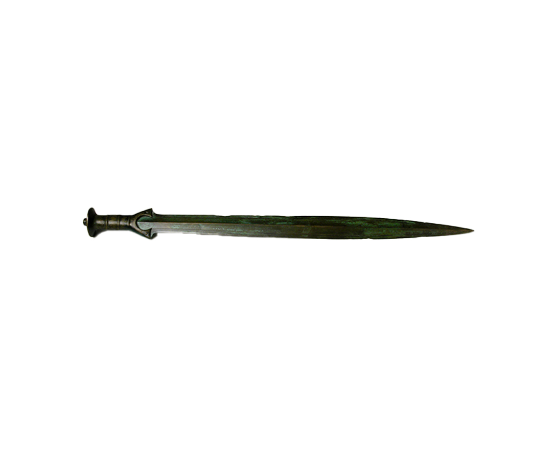 Spada a manico fuso (a pomo discoidale) in bronzo, Fumarogo(SO) – Inv. MPE 85586