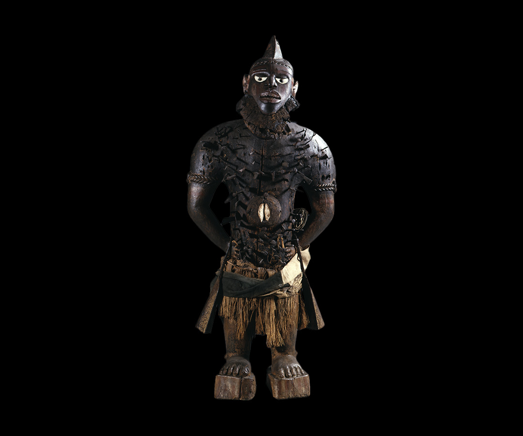 Statua nkisi nkonde, Kongo, Cabinda, Angola – INV MPE 75909